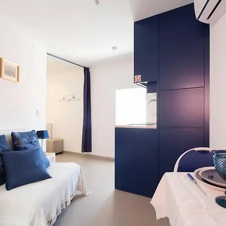 Sao Vicente V- Historic Flat In The Old Apartamento Lisboa